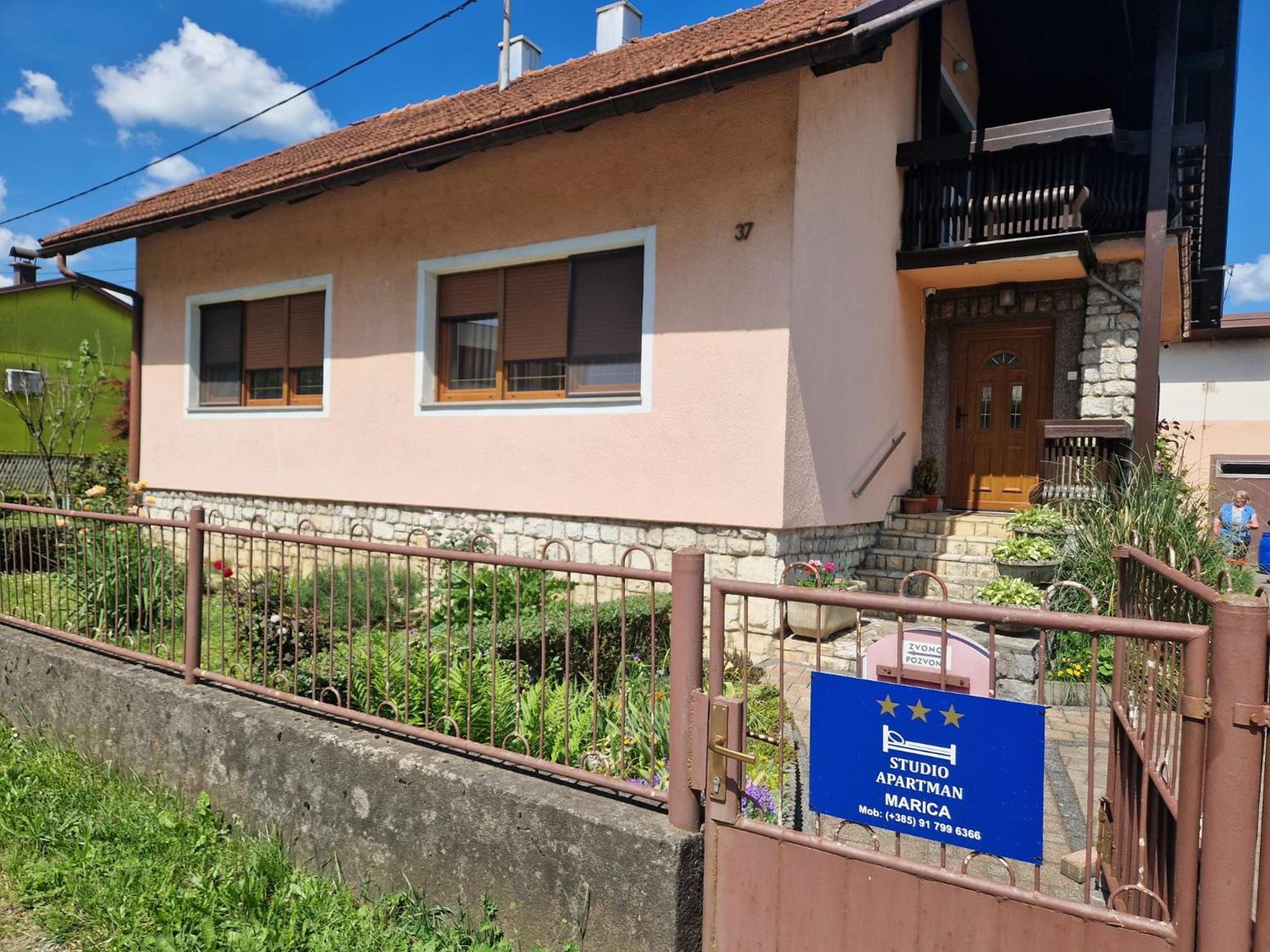 Studio Apartman Marica - Ogulin, Hrvatska Екстериор снимка